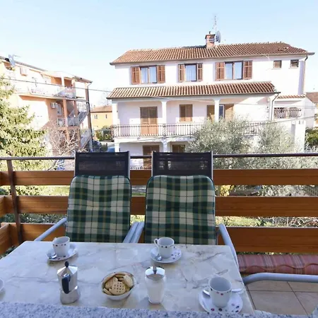 With A Parking Space - 22680 Apartman Umag