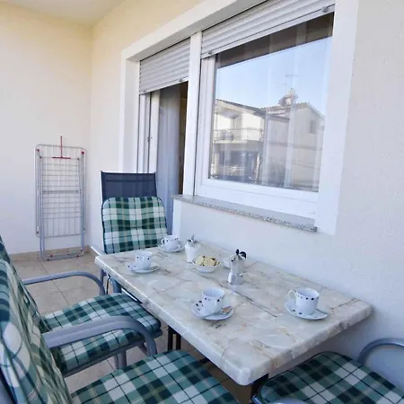 Apartman With A Parking Space - 22680 *