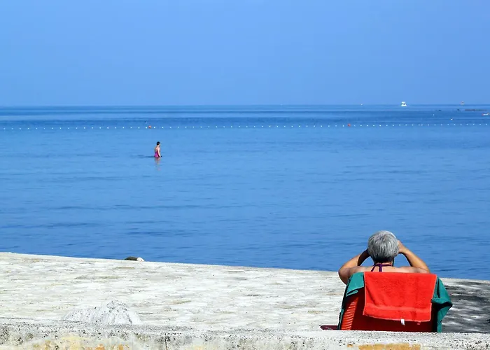 With Parking Space - 22680 Umag