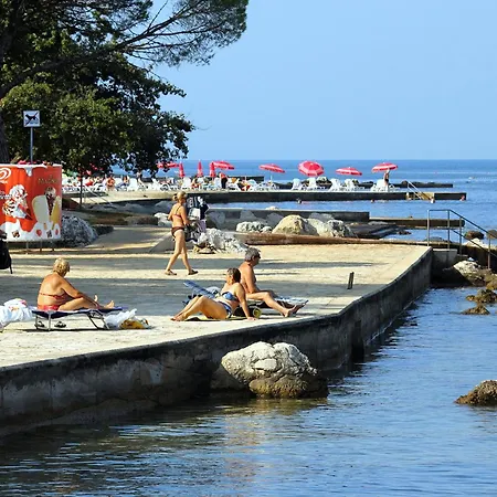 With Parking Space - 22680 Umag